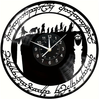 MythicWarrior - Stilla Vinyl Väggklocka