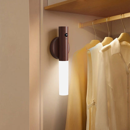 Vägglampa LED Rörelsesensor Trälampe