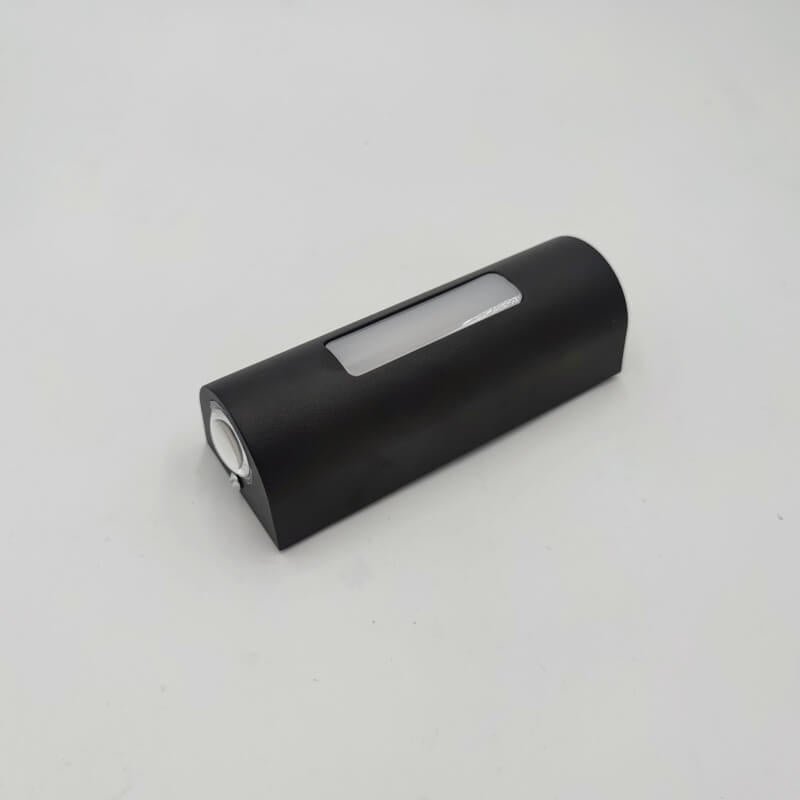 Modern minimalistisk cylindrisk LED-utomhusvägglampa