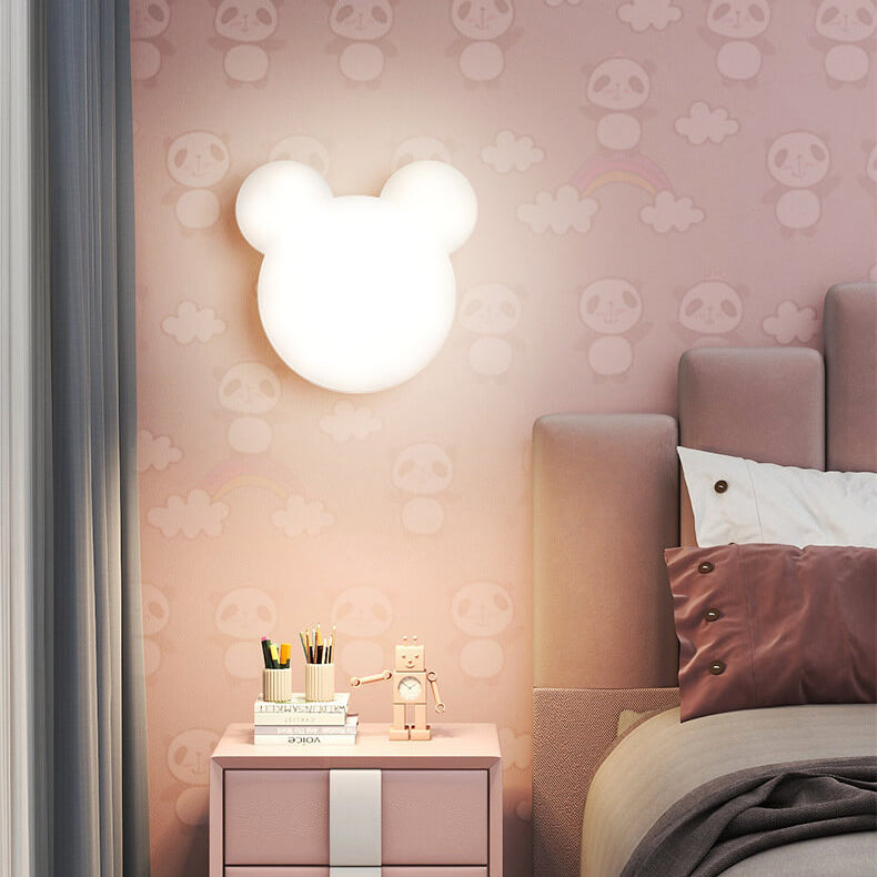 BearBright - Lekfull LED Vägglampa med Björn Design