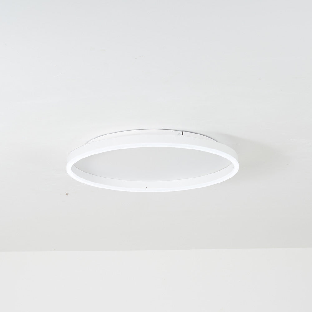 Elara Stilig LED Taklampa av Metall