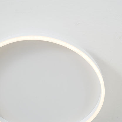 Elara Stilig LED Taklampa av Metall