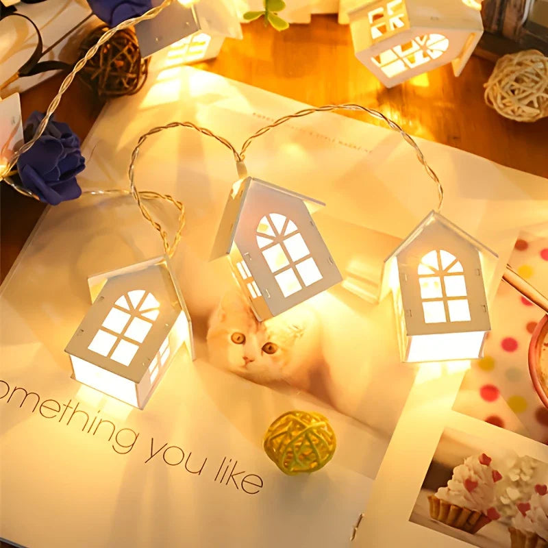 LED ljusslinga med mini-hus – Dekorativ julbelysning för inomhusbruk