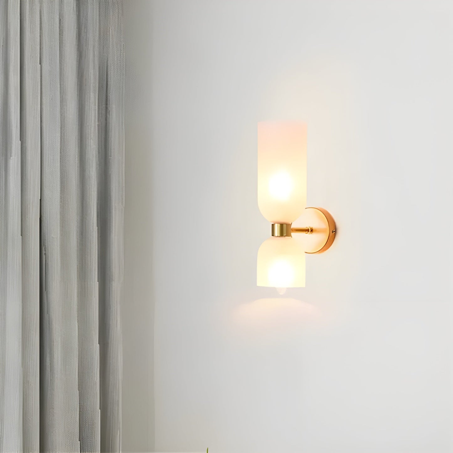 LED-vägglampa med dubbelt huvud – Nordisk design, varmt ljus för boende- och arbetsområden