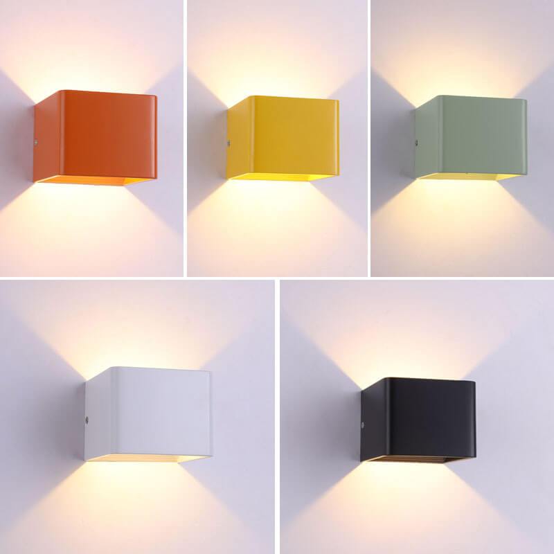LED-mini-vägglampa i aluminium