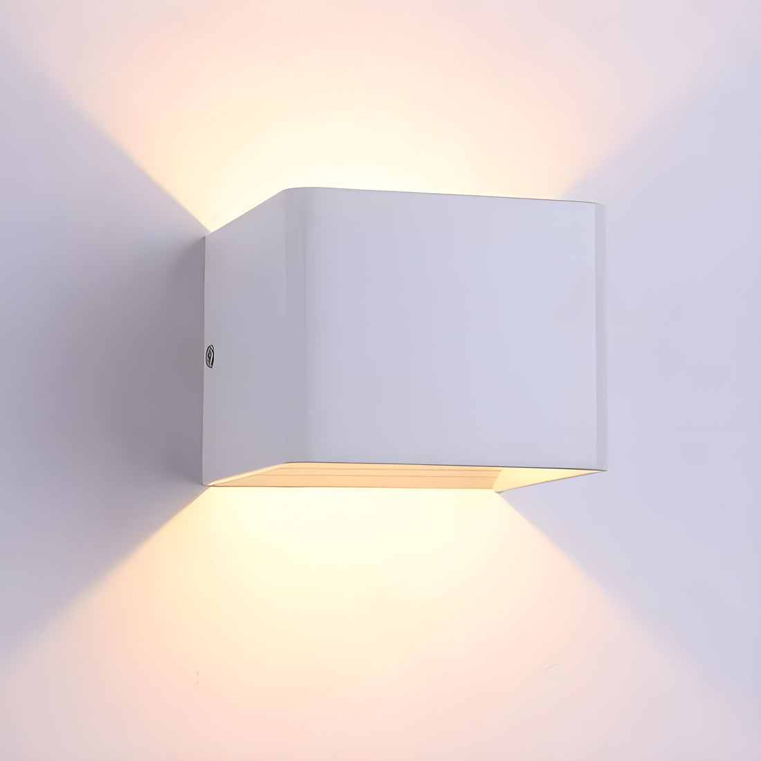 LED vägglampa i kubform – Modern i aluminium | För inomhus- och utomhusbruk