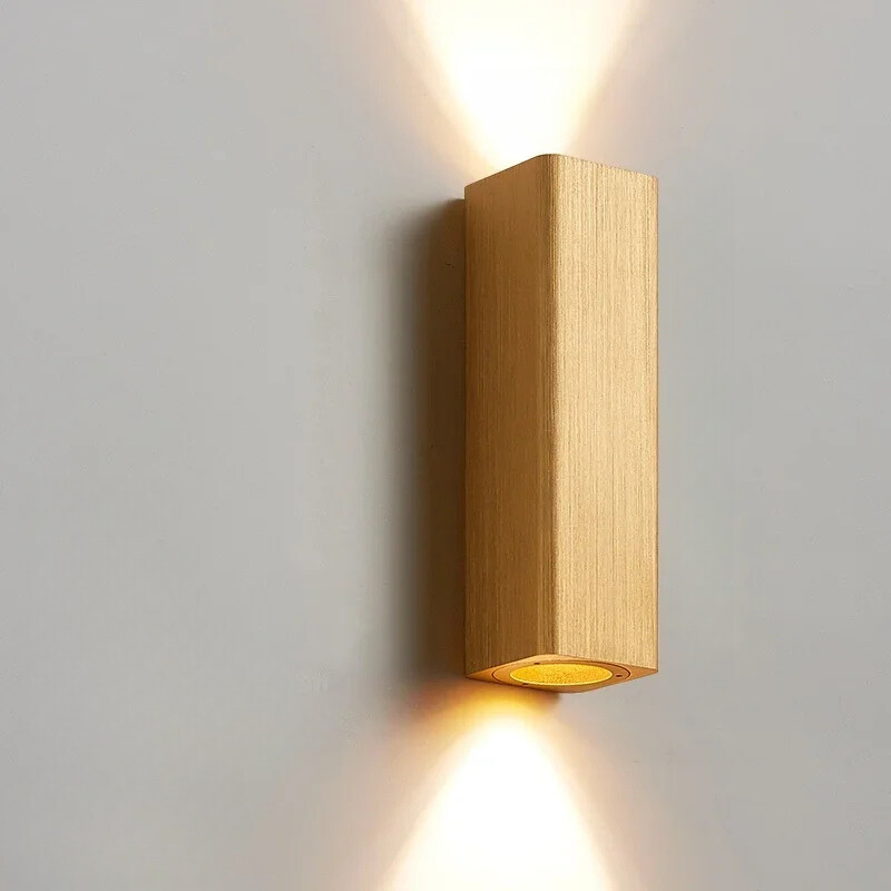GlowLuxe - Modern LED Vägglampa för Sovrum &amp; Korridor