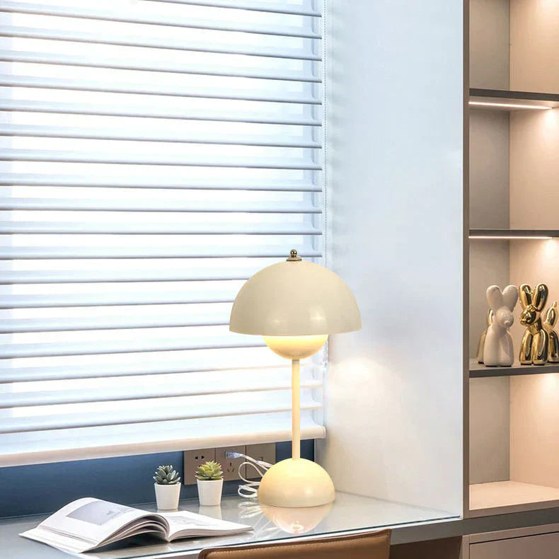 Bud LED Bordslampa för Heminredning med Modern Design och Varm Ljus