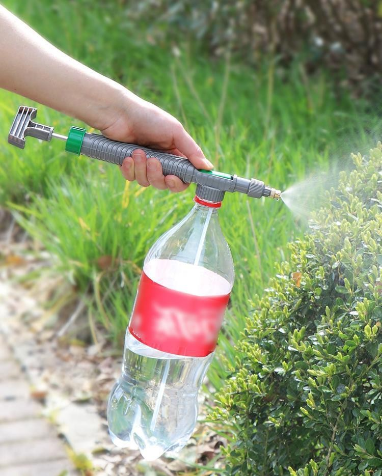 Universell flaskträdgårdspray med högtrycksdysa – För växtbevattning och rengöring