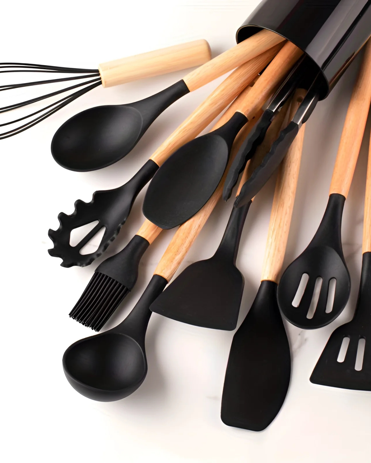 Carvallo – Miljövänligt Silikon Kökset med Bambu Handtag (12-delar)