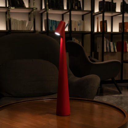 GlowContour – Stilren skrivbordslampa med skulpterad design