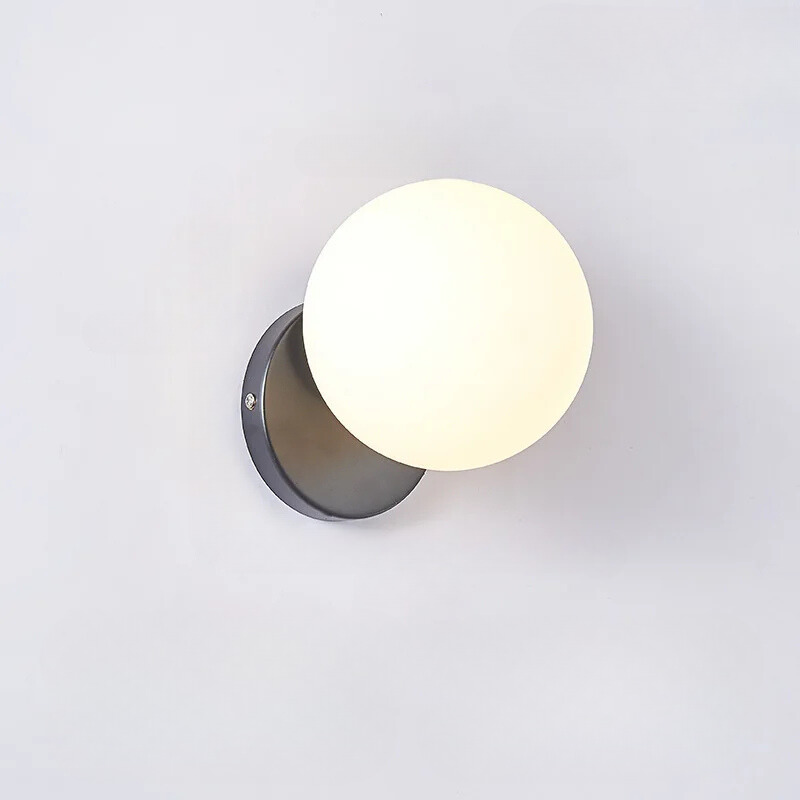 GoldLicht - Modern Guld Vägglampa Med Glaskula