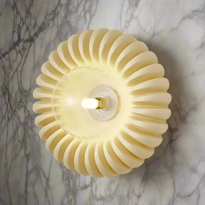 ResinGlow – Modern vägglampa i harts för stilfull belysning