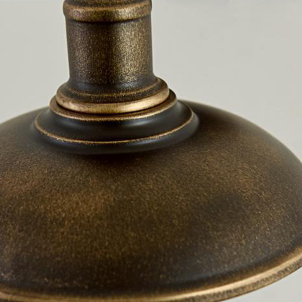 Väderbeständig utomhusbowl-lampa med rustik mässingsfinish