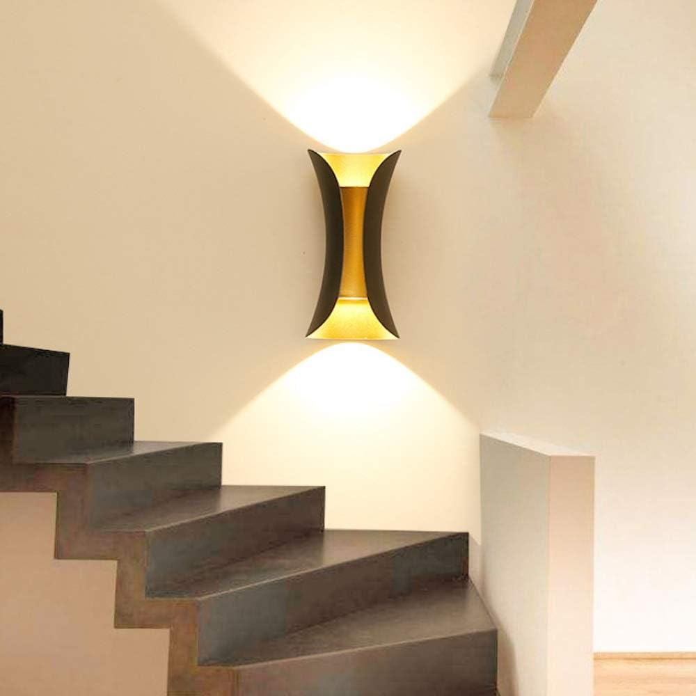 Vattentät LED Vägglampa | 7.9–11.8 x 3.9–4.7 tum | Aluminium &amp; Glas | IP65 Klassad Modern Utomhusbelysning | Brick by Brick
