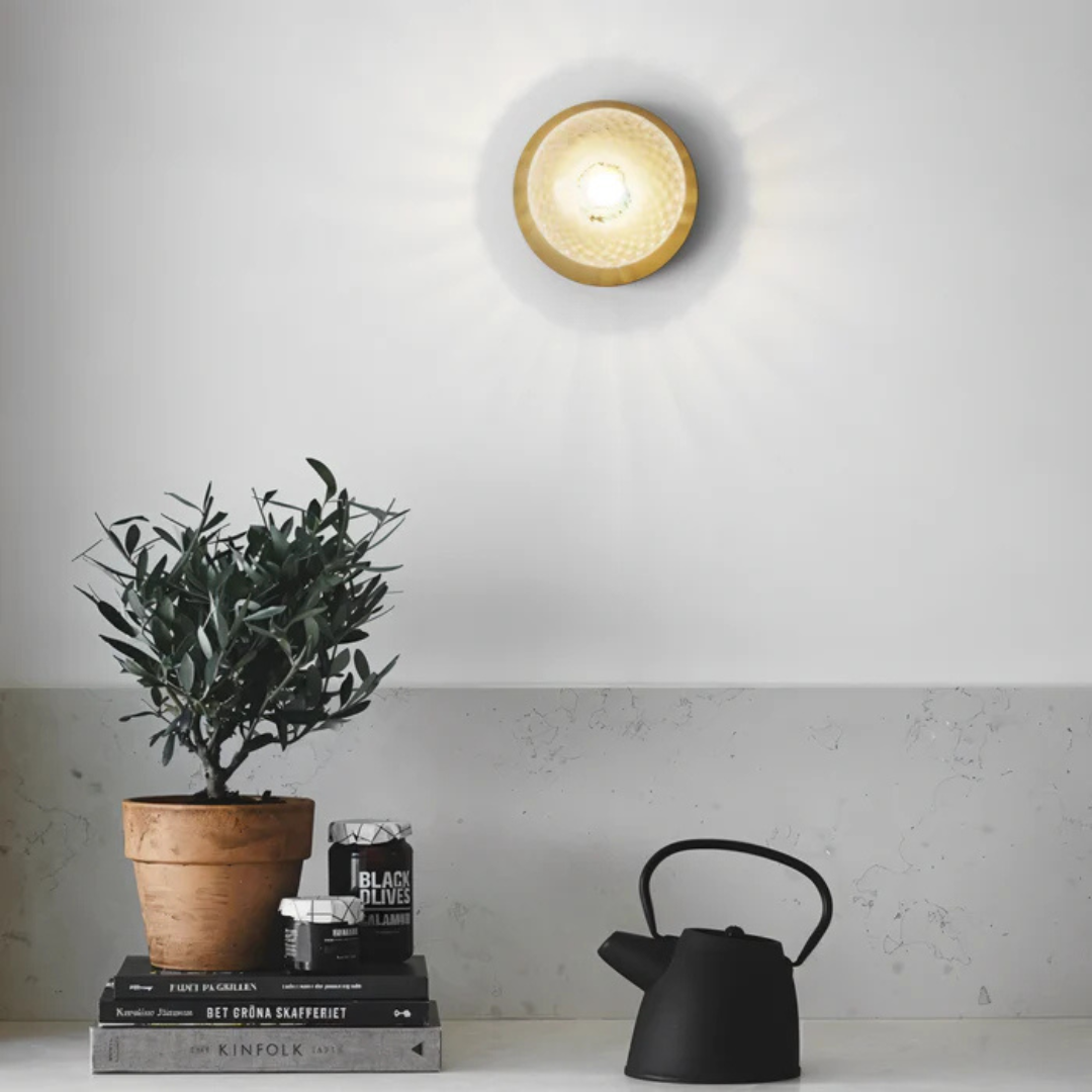 Arc | Luxe LED-tak- &amp; vägglampa i minimalistisk design