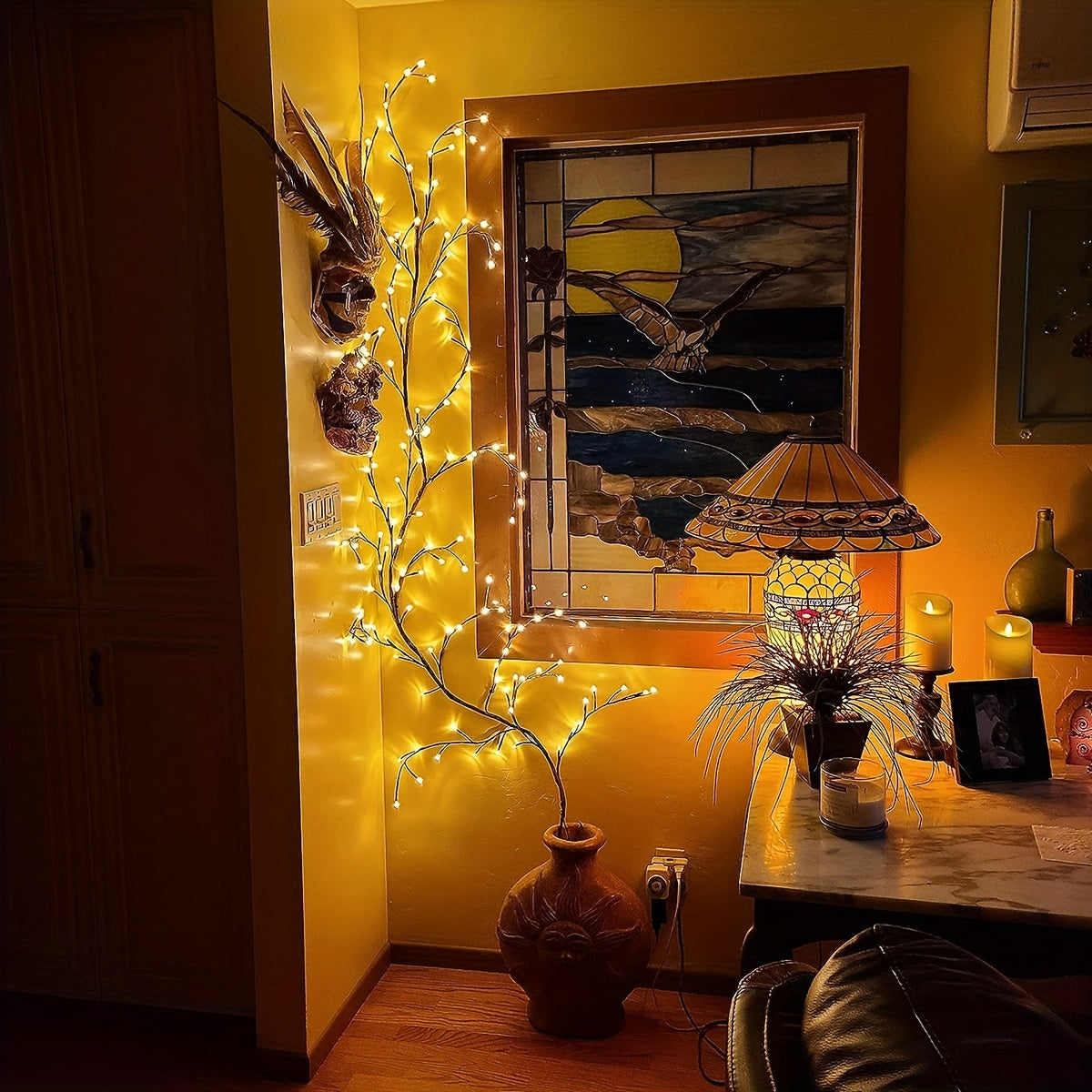 Vägglampor med LED-videokvistsdesign