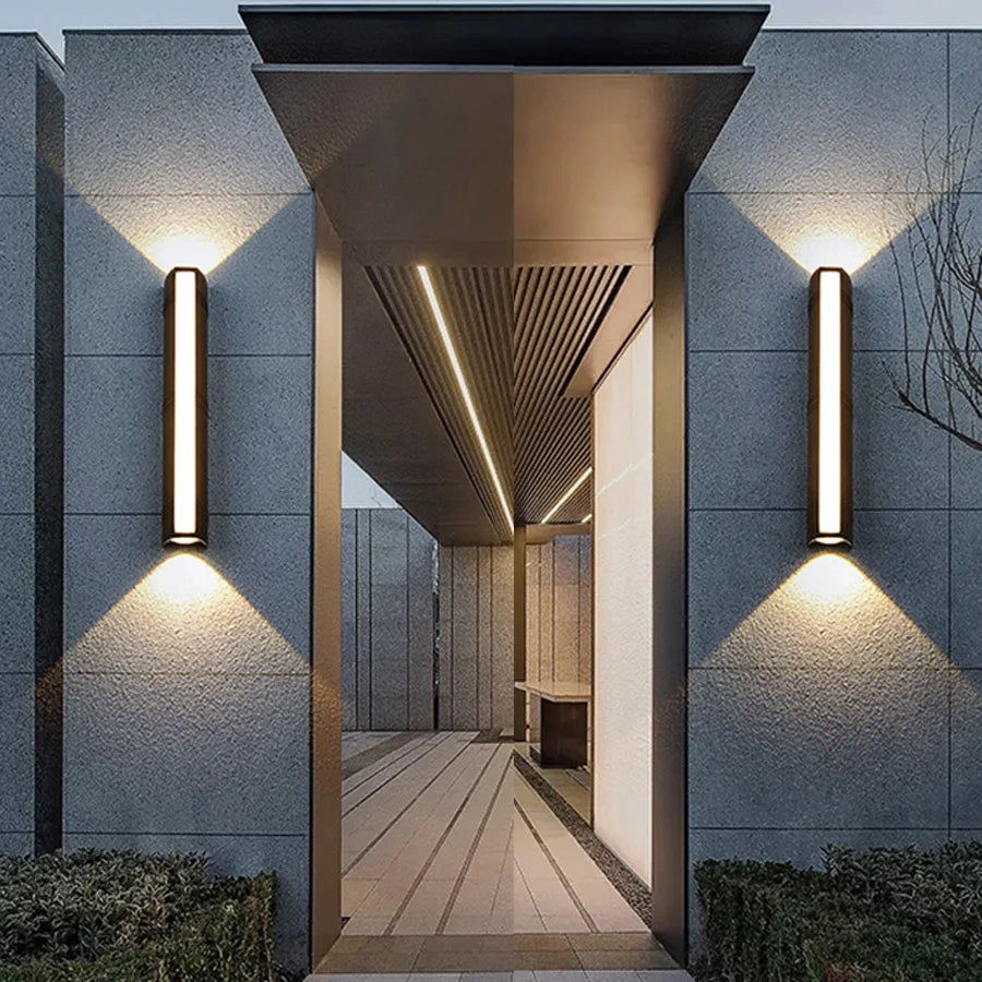 GlowGuard - LED-vägglampa för utomhusbruk
