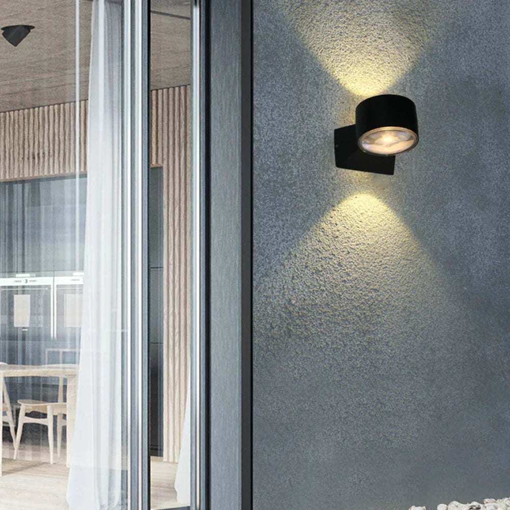 AquaShield - Vattentålig Aluminium Trädgårdslampa