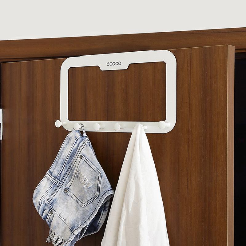 Praktisk dörrkrok för upphängning