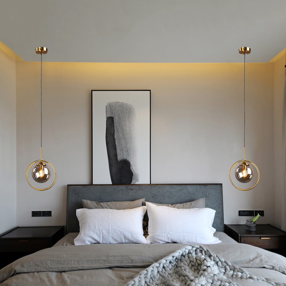 Glas Hänglampa med Guldram Utförande