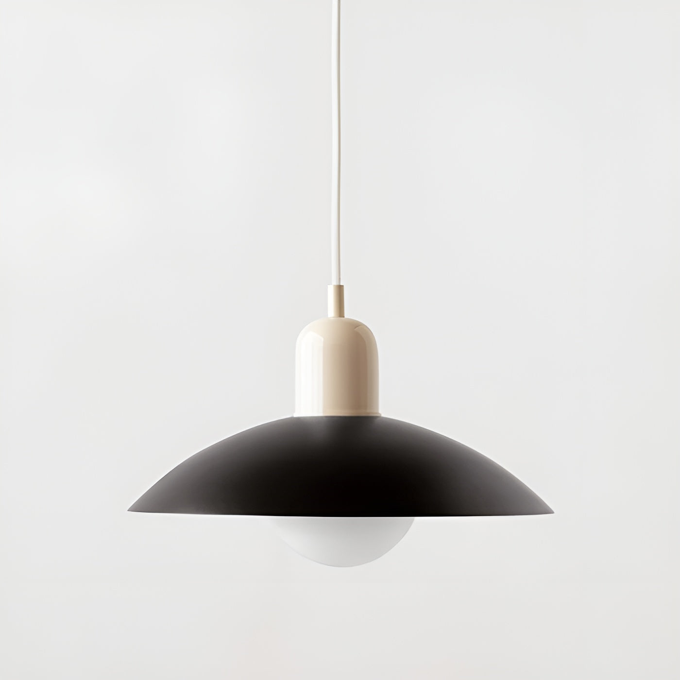 Pendellampa i Bauhaus-stil – Färgglad design för matrum och kök