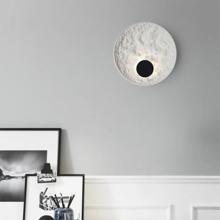 LunaGlow – Rund Mån Vägglampa