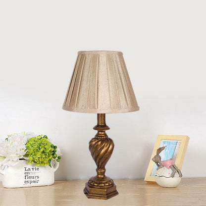 LuminoDesign - Modern Sänglampa med Harbasis och Plisserad Skärm