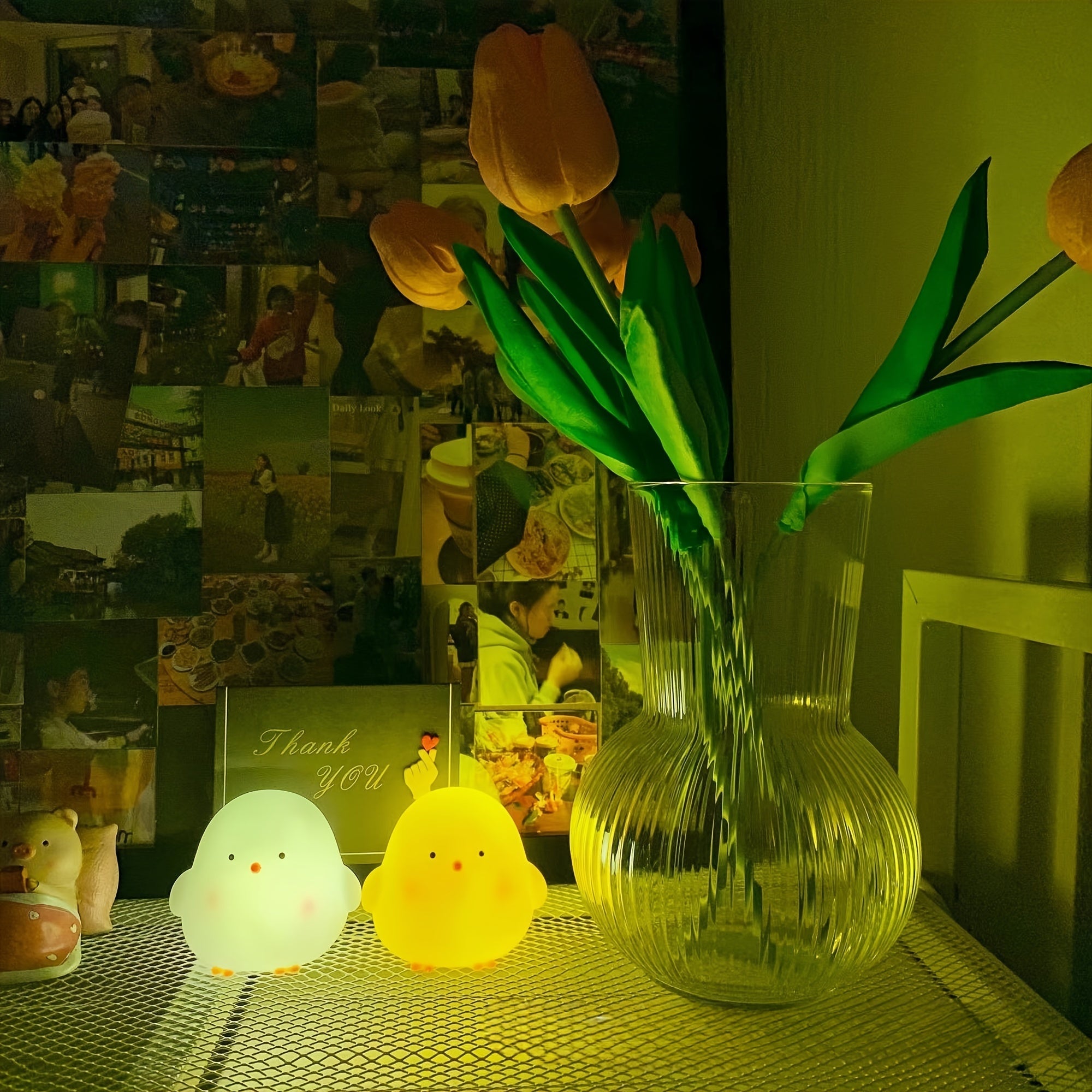 LumiKuiken - Charmig LED Bordslampa med Ögonvänligt Ljus