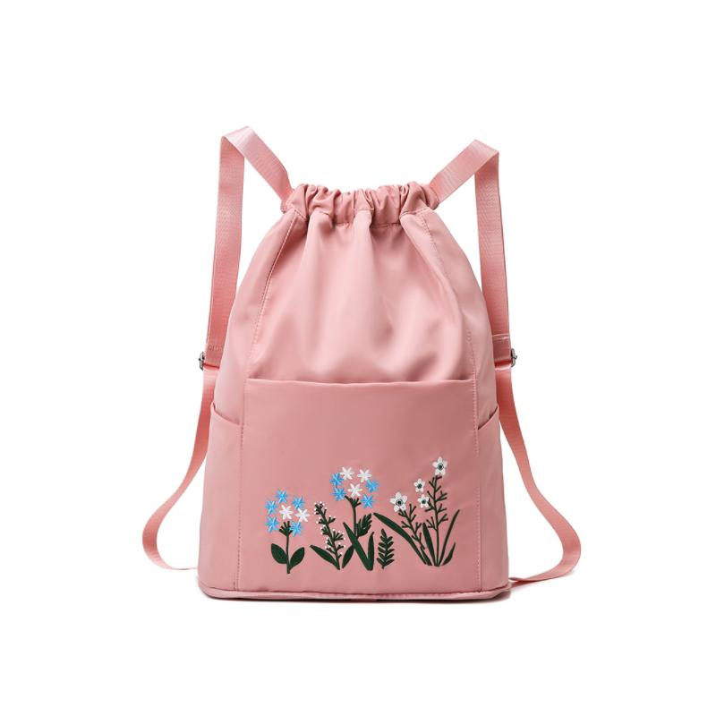 Carvallo – En ryggsäck. För alla vägar i världen.