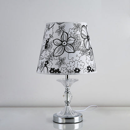 FloraLume - Elegant bordslampa med blommönster