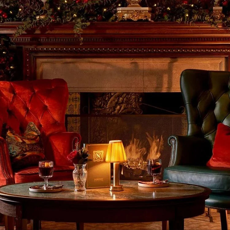 Carvallo – Sladdlös Bordslampa med Fin Tygskärm och LED-belysning