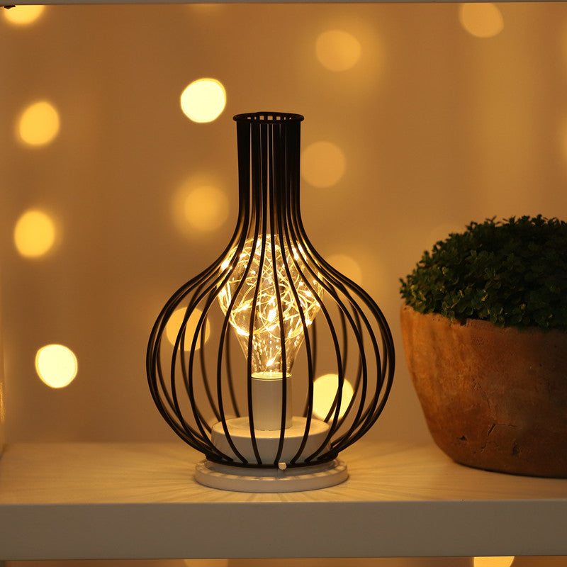Klassisk Sängbord Orson Dekanter Bordslampa med LED Varm Glöd