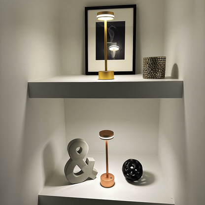 LuxeLight - Trådlös Bordslampa