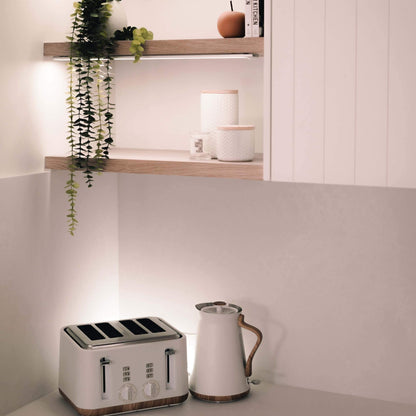 MotionBright - LED-lampa med rörelsesensor för moderna hem