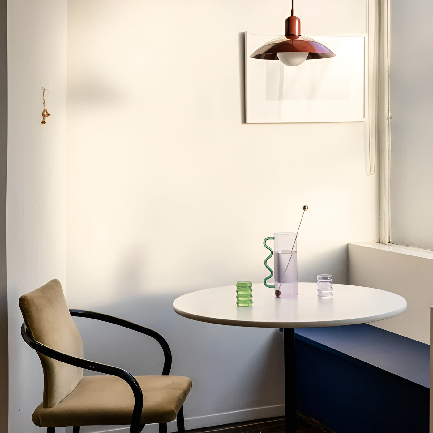 Pendellampa i Bauhaus-stil – Färgglad design för matrum och kök