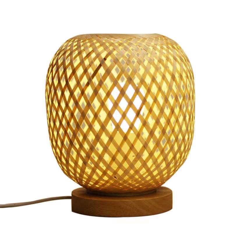Enkel Nordisk Bordslampa
