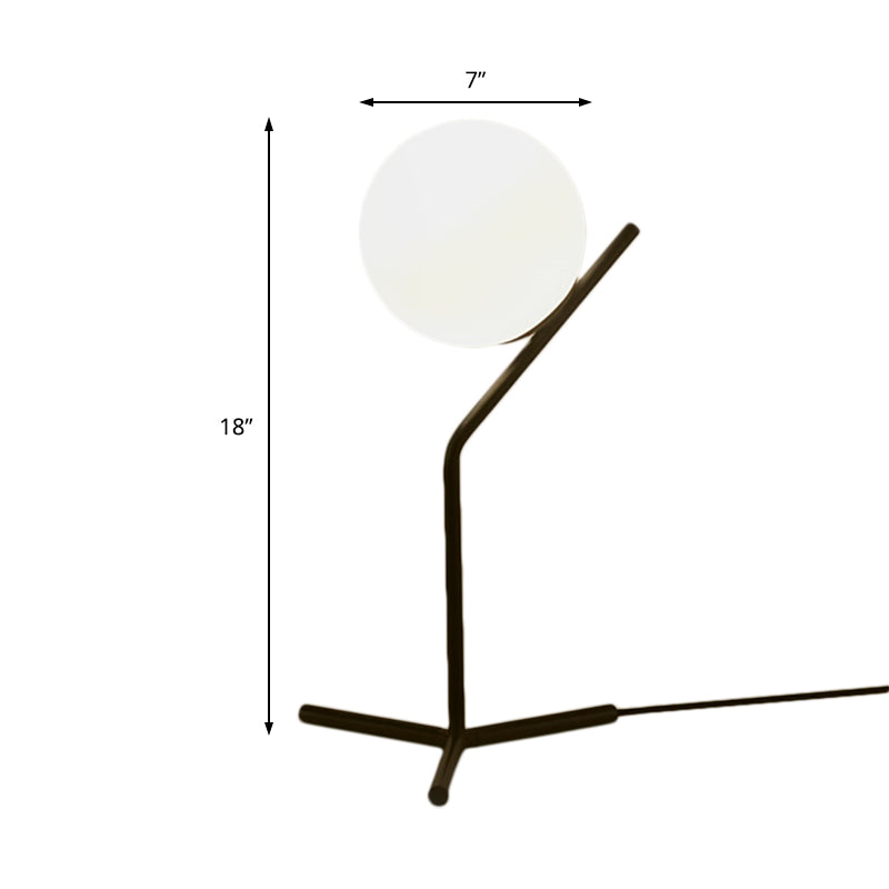 GlobeGlow - Modern Bordslampa med Vit Glaslamphuvud