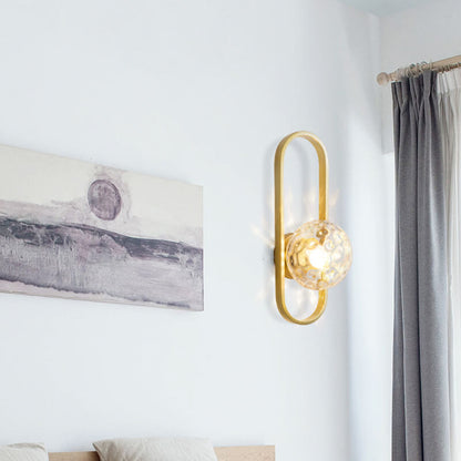 Ljuscirkel - Modern vägglampa med glaskula och cirkulärt design