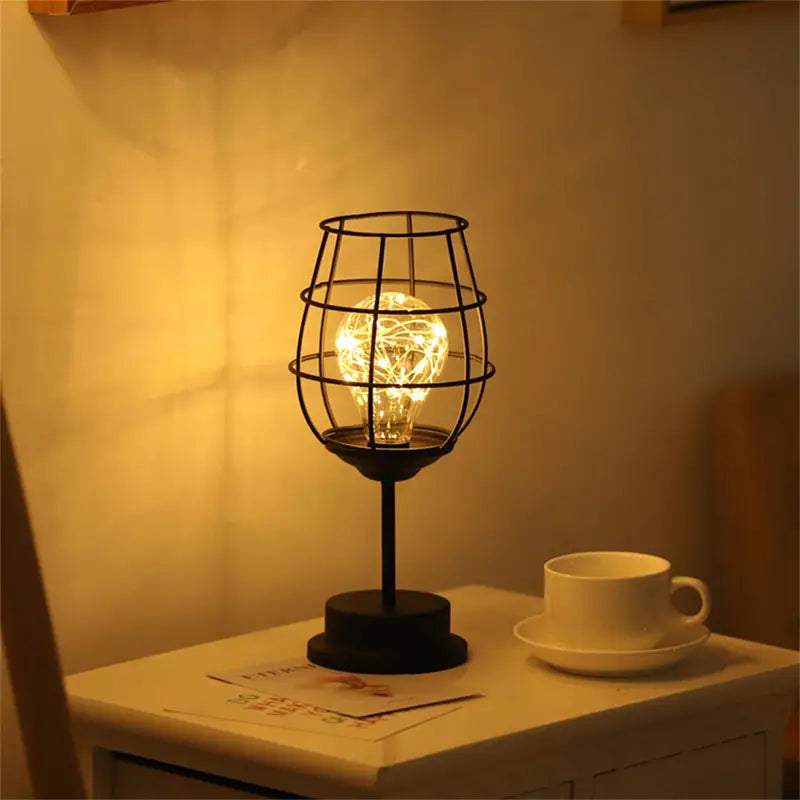 Klassisk Sängbord Orson Dekanter Bordslampa med LED Varm Glöd
