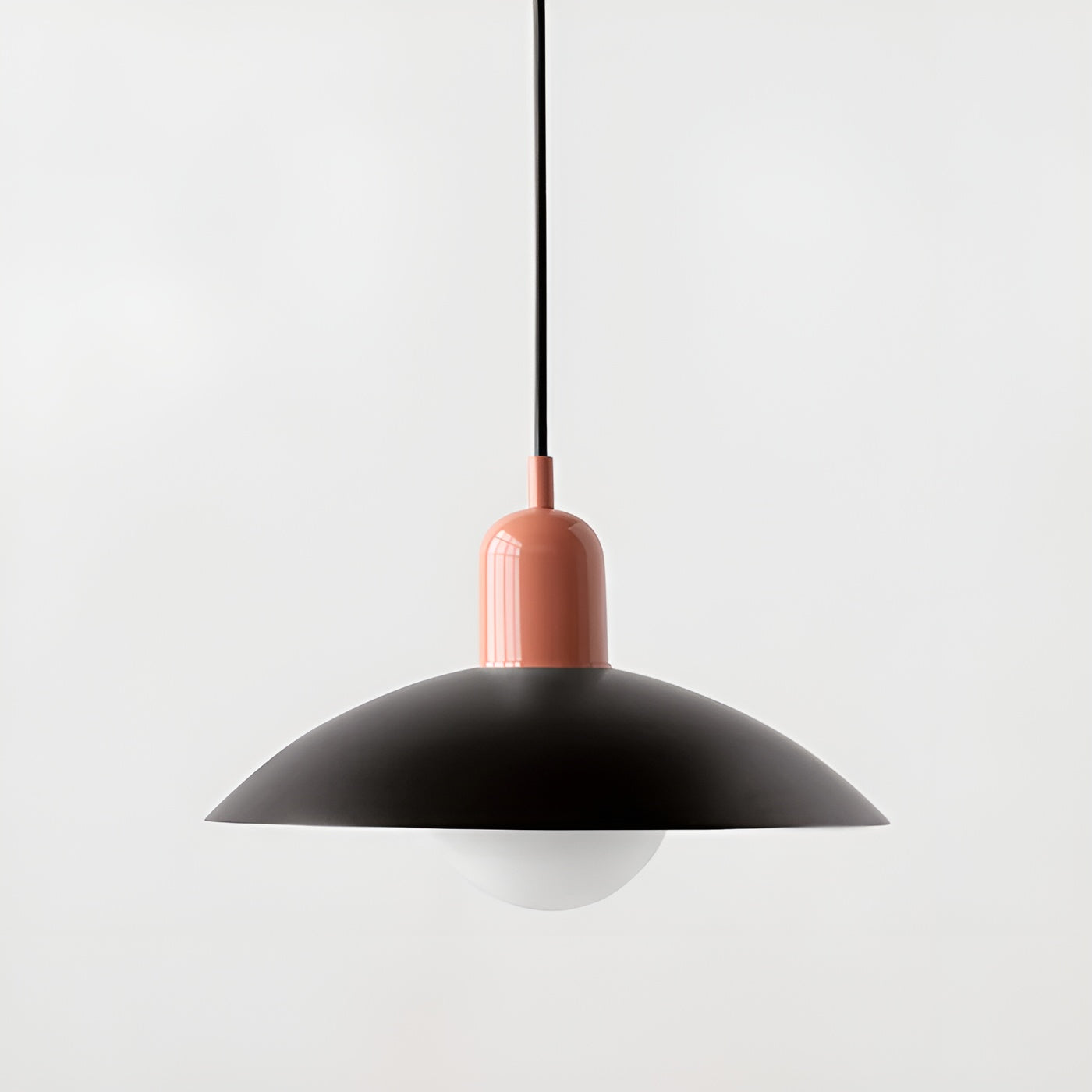 Pendellampa i Bauhaus-stil – Färgglad design för matrum och kök