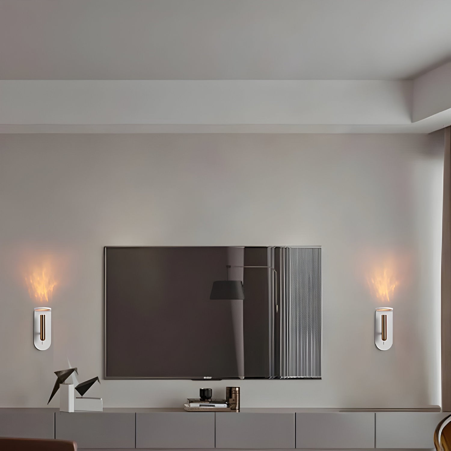 SkandaGlow - Justerbar nordisk LED-vägglampa med flammeffekt för en mysig atmosfär