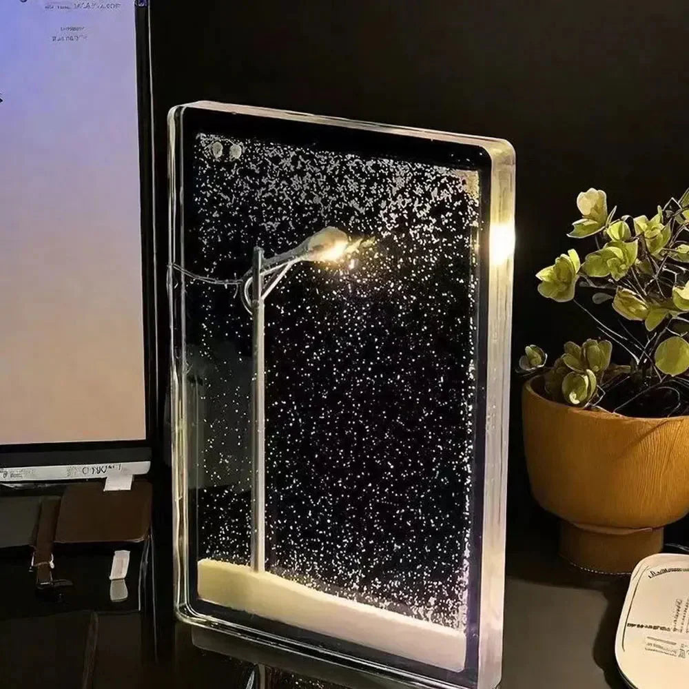 RoyaleGlow Snöig Nattlampa – Mysig Vinter Wonderland Skrivbordslampa