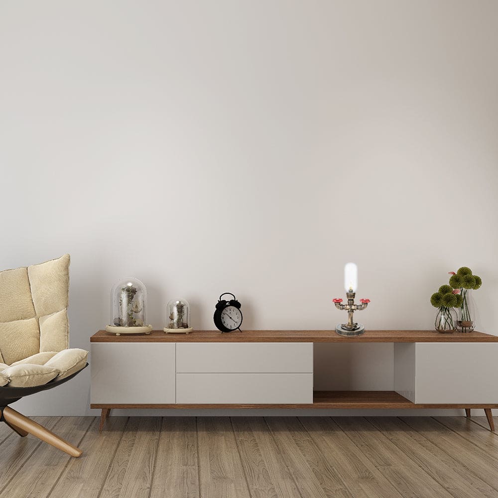 RoboGlow - Modern Bordslampa med Industriell Design och Metallrör