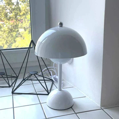Aurora Lux - Skandinavisk Bordslampa