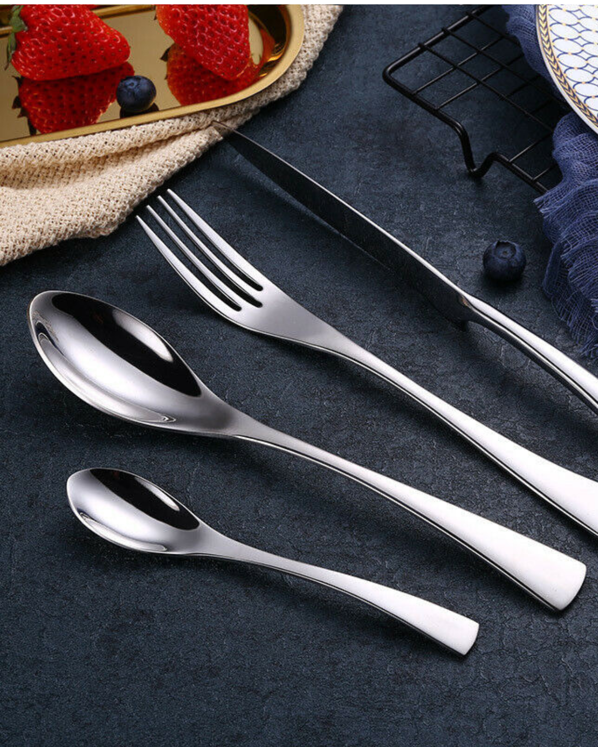 Élan Luxe – Fint Bestickeset med Tidlös Elegans för en Stilig Dukning