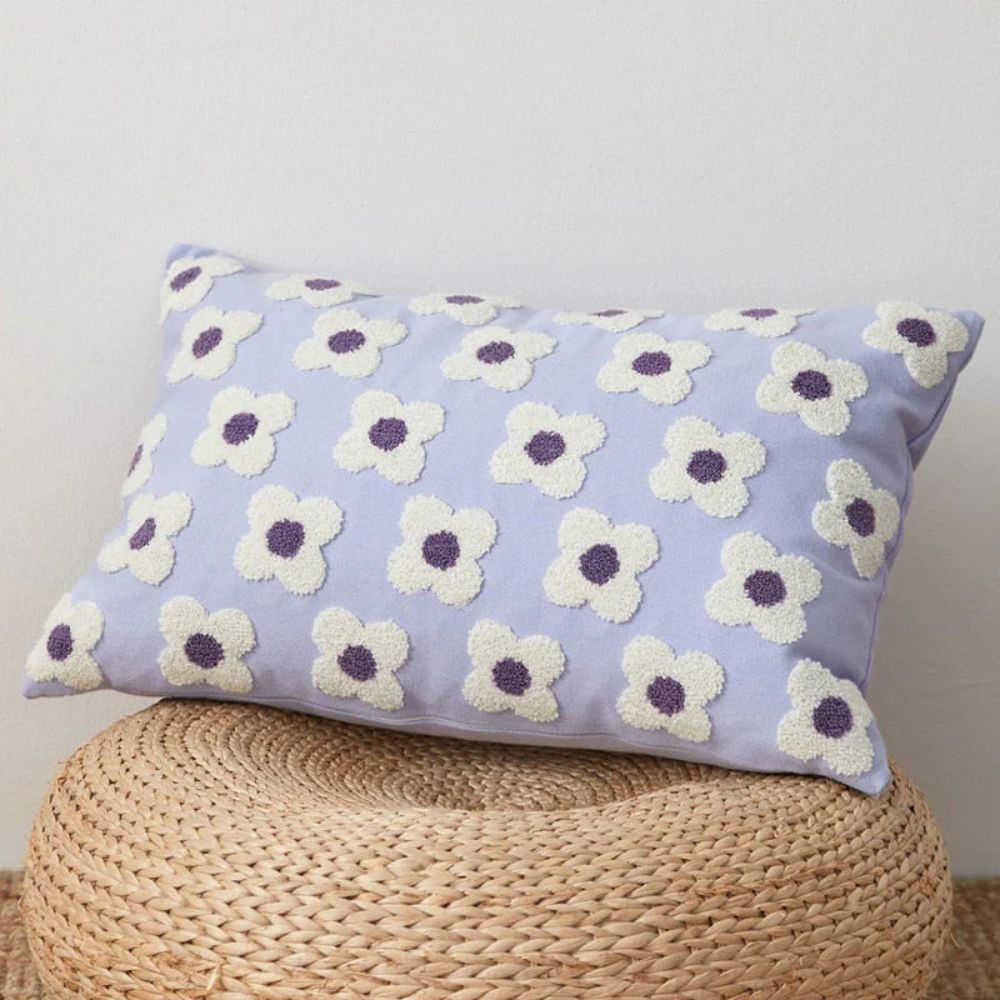 Lustrous Floral Broderad Kuddöverdrag