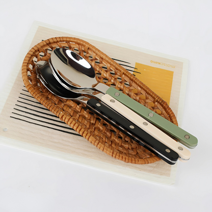 Bestickset i rostfritt stål modern bestick