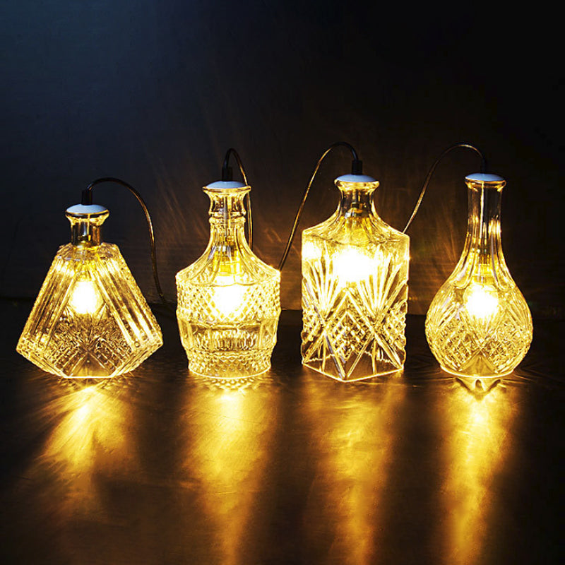 Carvallo - slank vinkaraffel pendellampa med enkel-lampa