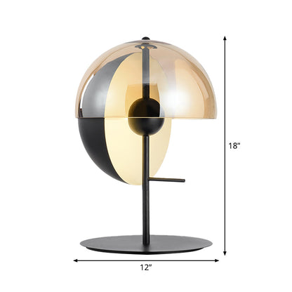 Globe Nattdukslamp - Modern Svart Bordslampa med Amber Glasöverdrag